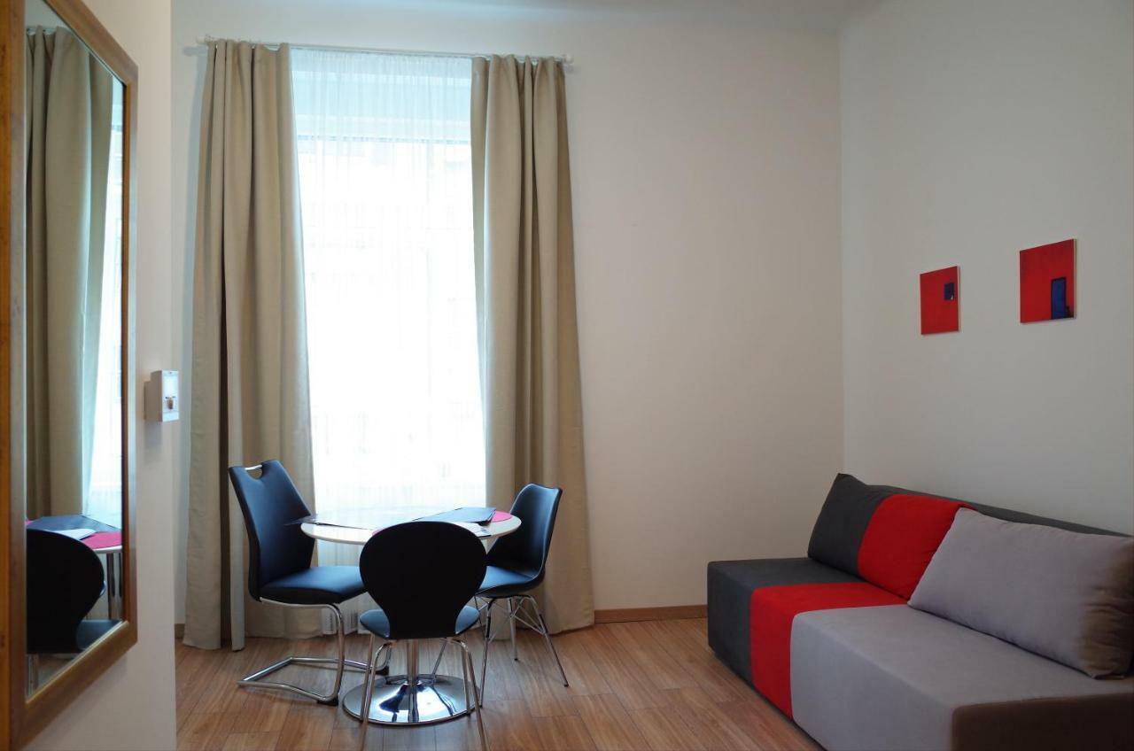 Sedaki Apartments In The Center Of ザグレブ エクステリア 写真